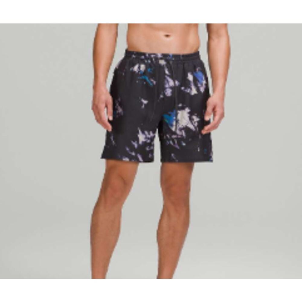 lululemon athletica Men’s Gray and Blue Swim Trunks Size Small